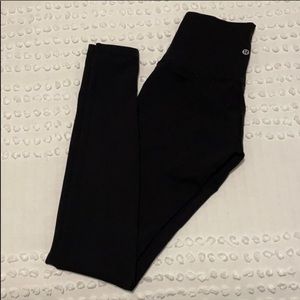 Lululemon Wunder Under Luxtreme 28” legging